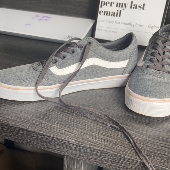 EUC Vans sneakers gray/white/pink stripe women's 10 - Picture 2 of 4